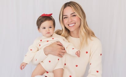 Moda: La influencer Mariana Rodríguez Cantú se mostró recientemente en redes sociales vistiendo igual que su hija Mariel