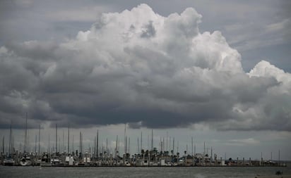 Huracanes : Persiste la amenaza de marejada ciclónica desde Port O'Connor hasta Sabine Pass
