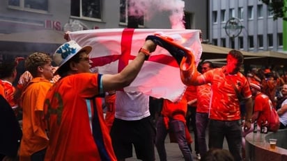 Alemania: La \'Ola Naranja\' se vio envuelta en situaciones de desorden y agresión