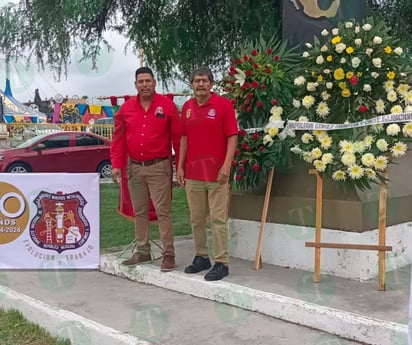  Día del Minero: Hicieron un homenaje en la estatua del minero al cumplir el sindicato 90 años de haberse creado.