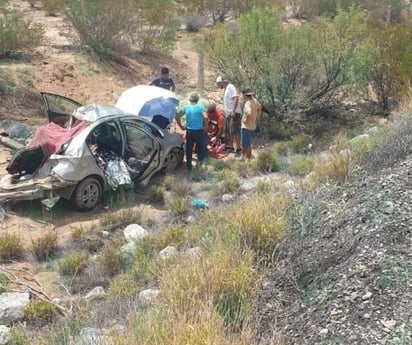 POLICIACA: Trágico accidente en carretera federal 30 cobra vida de monja y deja tres gravemente heridas