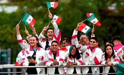 Olimpiadas 2024: Los atletas mexicanos se mostraron sonrientes en todo momento, pese a la lluvia