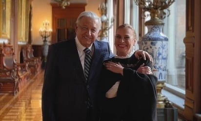 AMLO : López Obrador reiteró la invitación a su esposa para que acuda a una mañanera a informar \'cómo ha visto las cosas\'