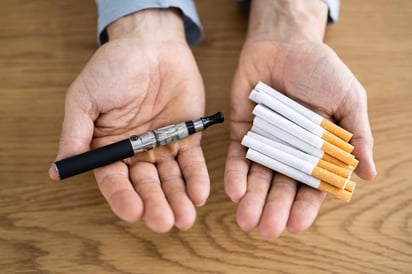 SALUD: Las sustancias químicas en el vapor de los cigarrillos electrónicos podrían ser tóxicas para los pulmones