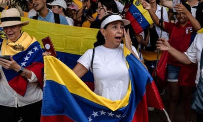 Venezuela : Miles de personas se concentran este sábado en Caracas y otras ciudades de Venezuela para protestar por los resultados