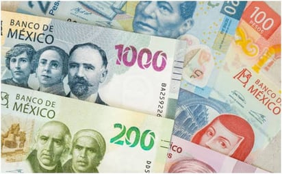 Dólar rebasa los 20 pesos por primera vez en dos años