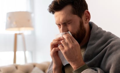 SALUD: Si te resfrías en verano, los tratamientos son similares a los de un resfriado invernal