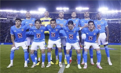 deportes: En el torneo Apertura 2024 de la Liga MX, Cruz Azul lidera la competencia después de cuatro jornadas