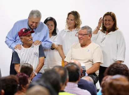 'Chema' Fraustro: Mejoran calidad de vida 60 familias de Saltillo