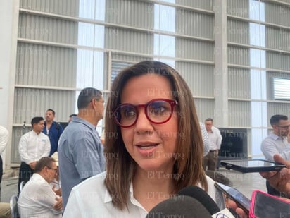 monclova: La diputada enfatiza la necesidad de liderazgo para atraer inversiones extranjeras y apoyar a la región.