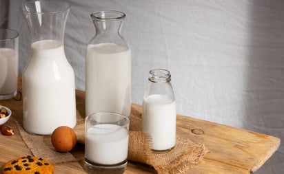 SALUD: Al seleccionar una \'leche\' o bebida vegetal, es crucial leer las etiquetas