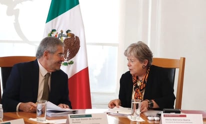 Bárcena sostiene reunión con De la Fuente para transición: Bárcena y De la Fuente se reunieron con sus respectivos equipos