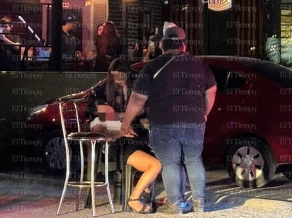 policiaca: Los empleados del bar actuaron con rapidez y eficiencia, ofreciendo asistencia inmediata.