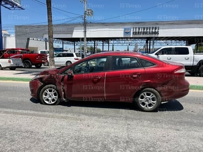 Fuerte choque en la colonia Guadalupe de Monclova deja una mujer lesionada 