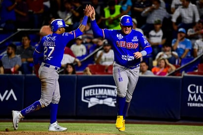 Acereros: Los Sultanes de Monterrey achicaron la distancia en la séptima entrada con su primer carrera