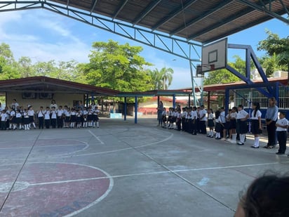 Piedras Negras : En Piedras Negras, algunas escuelas tienen baja demanda debido a su ubicación en el centro