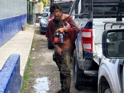 policiaca: Fuentes oficiales informaron que, antes de ser puesto a disposición, al hombre le ofrecerían un baño y ropa a su medida.