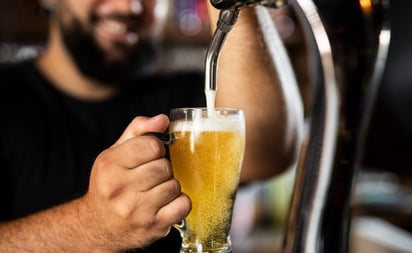 8 cervezas y bebidas de malta con más azucares, según la Profeco