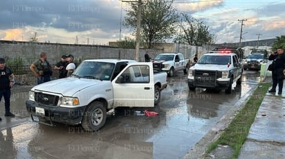 policiaca: Las autoridades lograron recuperar la unidad robada pero los delincuentes lograron escapar.