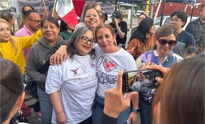 Reforma Judicial: Vestida con una playera blanca, con los escudos de la SCJN marchó desde Eduardo Molina al Congreso
