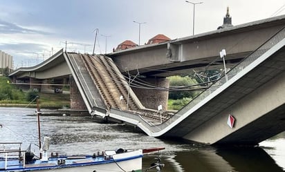 VIDEO: Colapsa puente en Alemania sobre el río Elba: Hasta ahora no se han podido determinar las causas del accidente. 