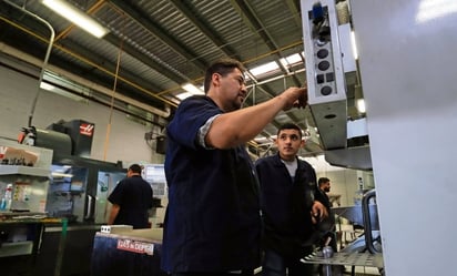 estados: La tasa de desempleo que recopiló OCDE se mantuvo estable tanto para mujeres como para hombres. 