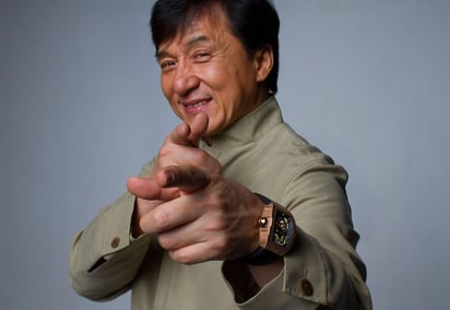 Jackie Chan ha conseguido muchas cosas a sus 70 años pero sobre todo tiene 2 récords mundiales desconocidos