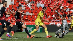 DEPORTES: Ayoze (3 goles en la Liga) marca el tanto del triunfo en el 95' ante un Mallorca que acabó con 10 por expulsión de Lato

