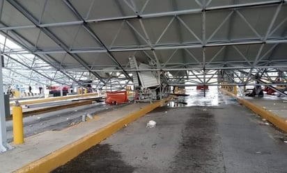 Tamaulipas: La Aduana anunció la suspensión temporal de operaciones debido al colapso de la techumbre