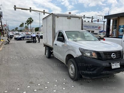 policiaca: El hombre tripulaba una motocicleta y chocó contra un camión.