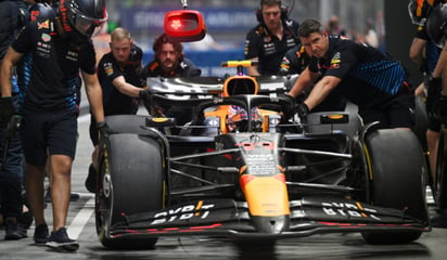 Checo Pérez tiene un mal inicio del GP de Singapur en las prácticas libres