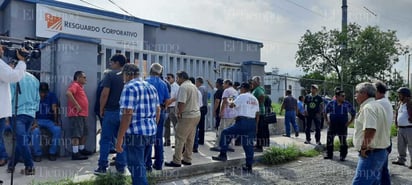 monclova: El senador estará este sábado en Monclova, con los trabajadores de AHMSA.