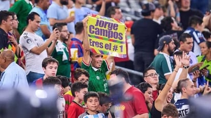 deportes: El Estadio Monterrey fue testigo de una noche inolvidable con el juego de leyendas de la FIFA. 