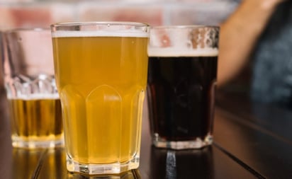 SALUD: Entre cerveza y refresco, la respuesta sobre cuál tiene más azúcar es clara