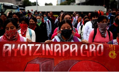 estados: El EZLN reiteró que en el camino se han encontrado con traiciones. 