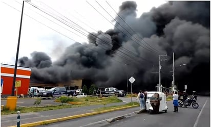 Incendio centro comercial de Jalisco; no se reportan personas lesionadas