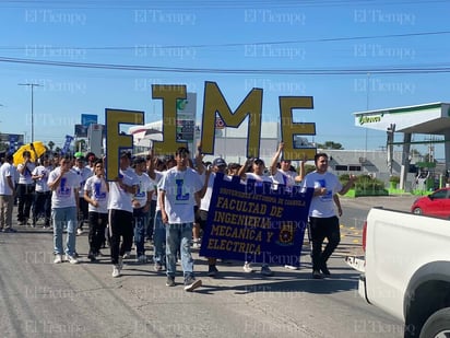 Monclova: Reciben la bienvenida por la Máxima Casa de Estudios 