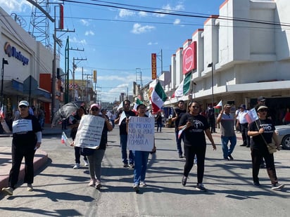 monclova: Fueron poco más de 50 personas las que se concentraron en la Plaza de las Garzas. 