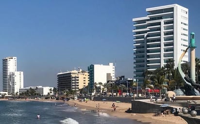 Piedras Negras: Inseguridad en Sinaloa golpea turismo y frena viajes a Mazatlán.