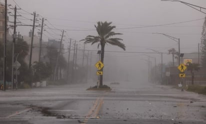 Huracán Milton baja a categoría 4 a horas de tocar tierra en Florida