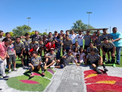 San Buenaventura: El equipo se impuso en un emocionante partido, llevándose el trofeo y reafirmando su dominio en el torneo.