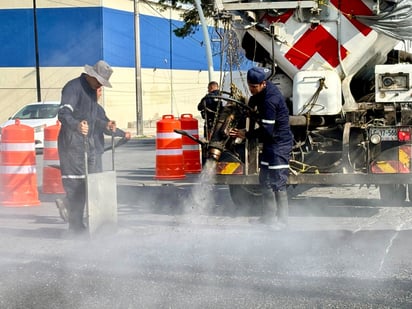 bacheo y recarpeteo: La empresa ha trabajado en México, Chihuahua y Sonora.
