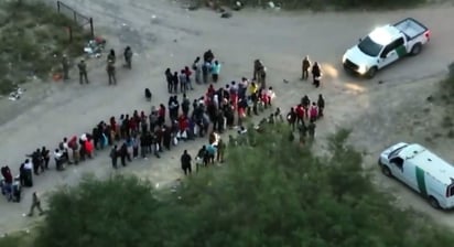 Olas de migrantes de Medio Oriente buscan desesperadamente ir a EU