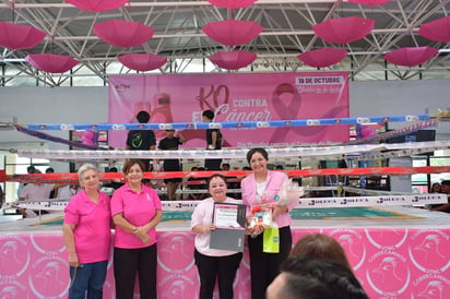 UTNC se une al mes rosa y organiza el 'KO al Cáncer' con evento de box