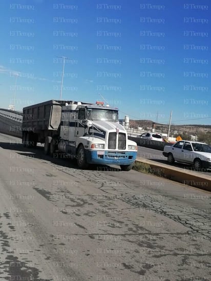 transporte seguridad: Los transportistas concientizan a sus clientes sobre tomar rutas más largas por seguridad.