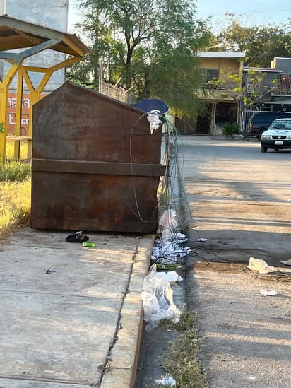 Monclova: Muchas personas siguen depositando desechos en la vía pública o en lugares no apropiados.