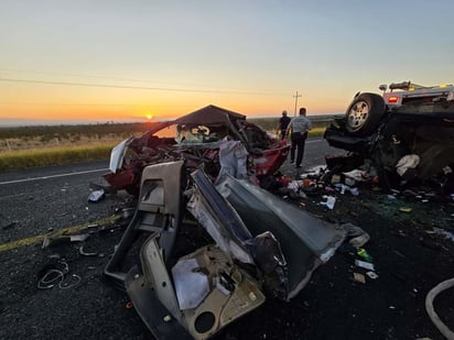 accidente vial : Las autoridades acordonaron la zona.