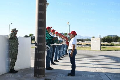 Servicio militar : Concluyó las actividades del  Servicio Nacional Militar con los jóvenes y mujeres voluntarias