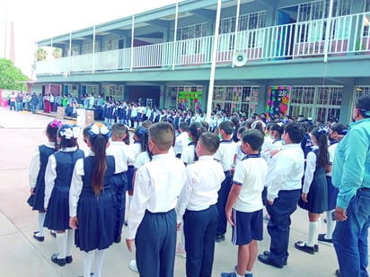 Escuelas de Coahuila  festejarán en clases el Día de Muertos 