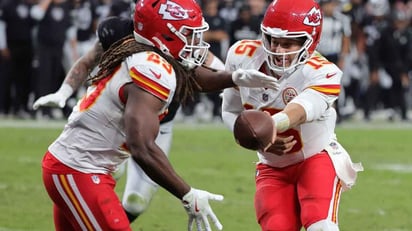 Chiefs despejan con su juego terrestre en la era Mahomes: Kareem Hunt ha resultado ser la solución y tiene al equipo con su mejor marca terrestre dese 2015